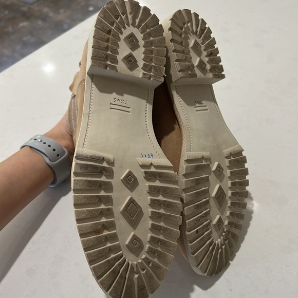 TOMS Suede Cleo Boots - Picture 11 of 13